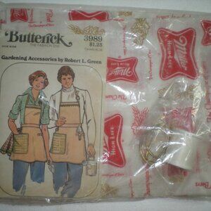 MILLER HIGH LIFE BEER FABRIC MATERIAL APRON PATTERN BUTTERICk MCM